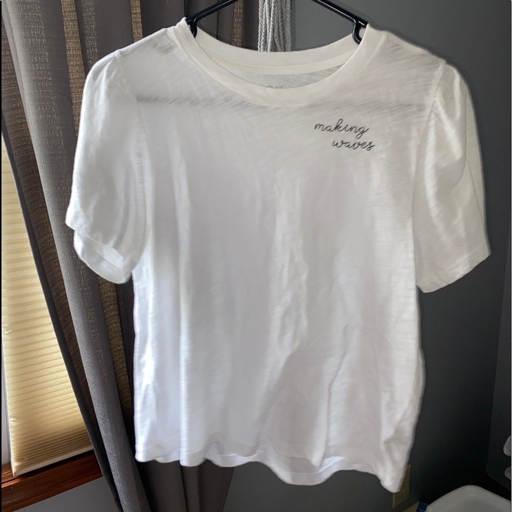 🎄White tee